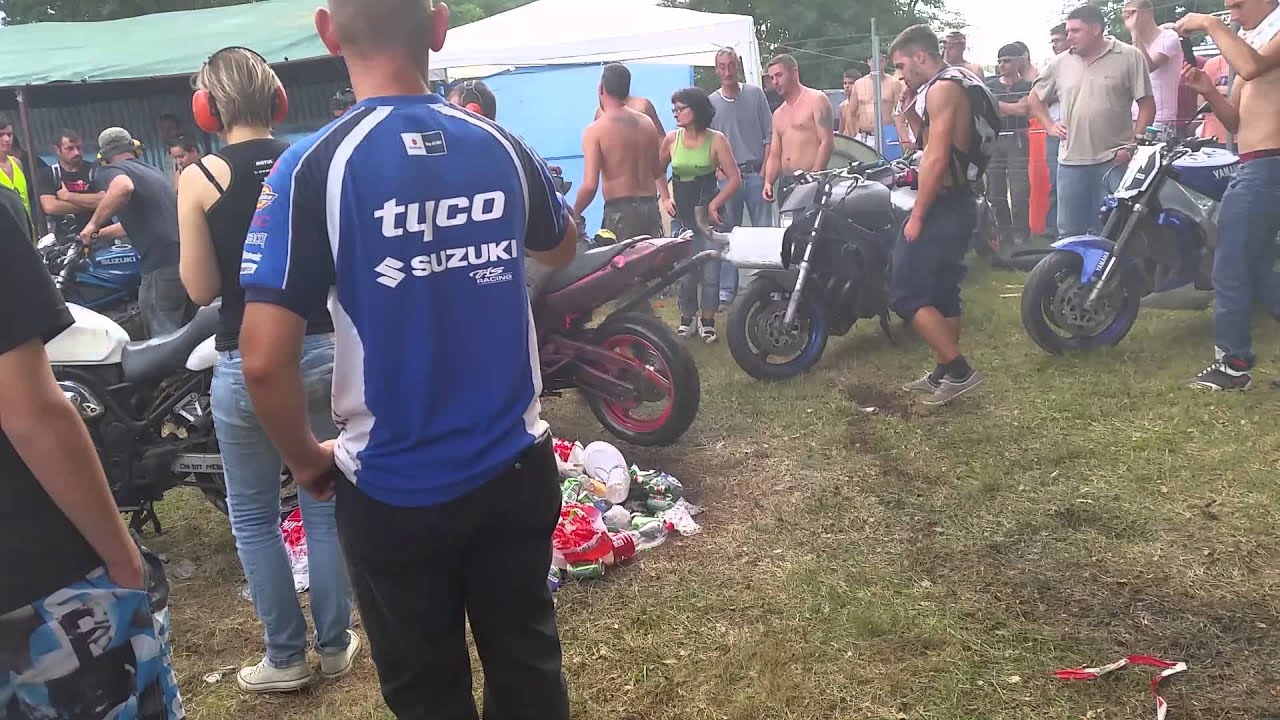 24h du Mans moto 2014 explosion  de pneu! !!!