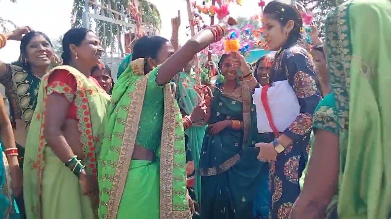 नारी सशक्तिकरण, दिल्ली की टीम का स्वागत, 04/11/2022 PS changori, virendra kumar