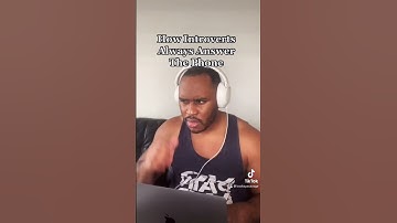 How Introverts Answer The Phone #shorts #introvertsbelike