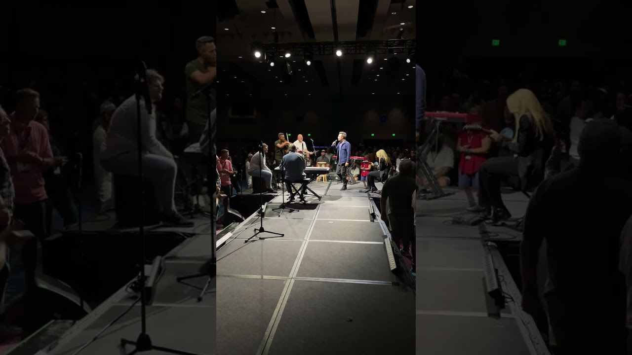 "Holy Forever" | Worship In The Round at EC23