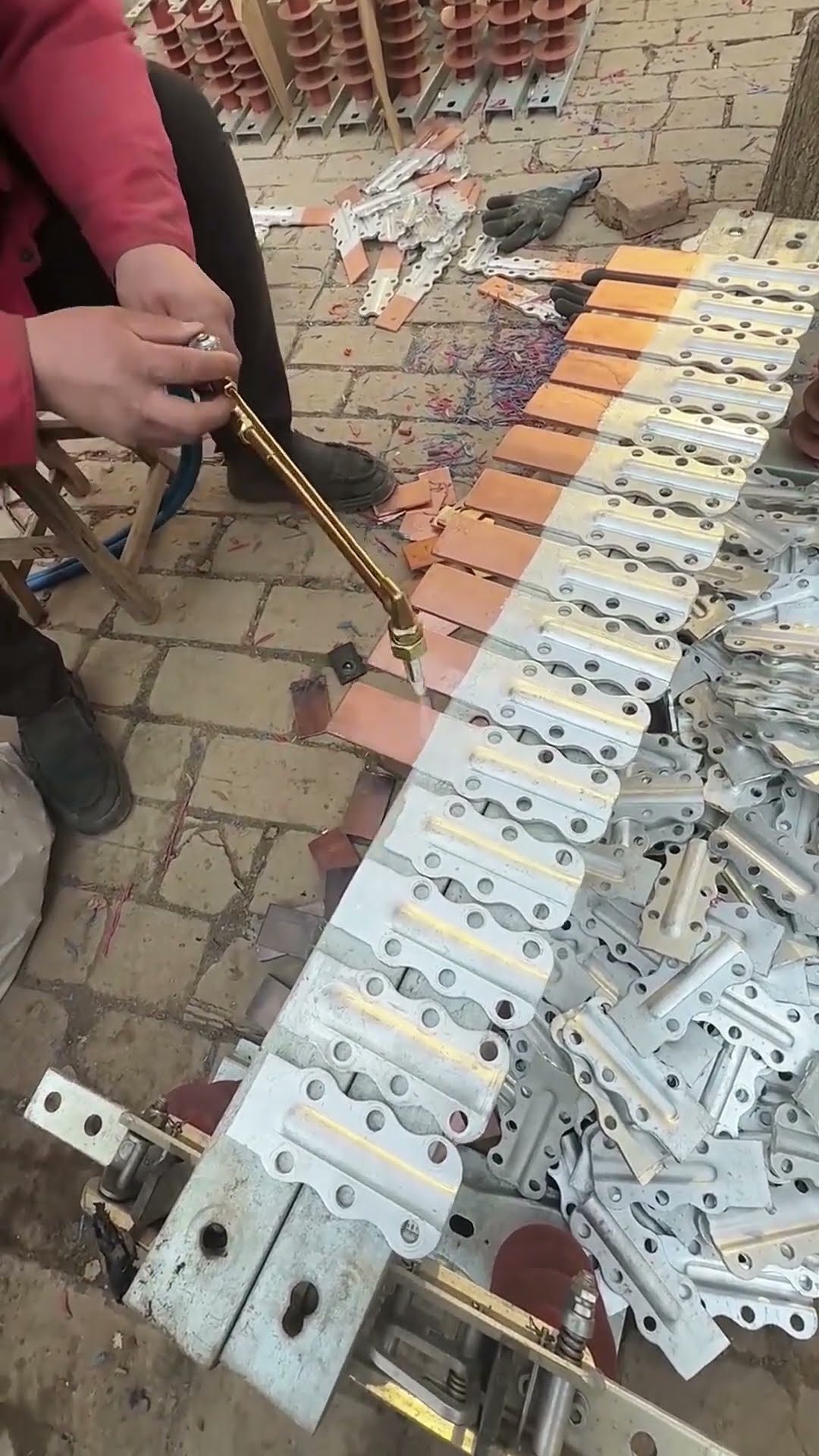 Cable copper bar recovery process- Good tools and machinery make work easy
