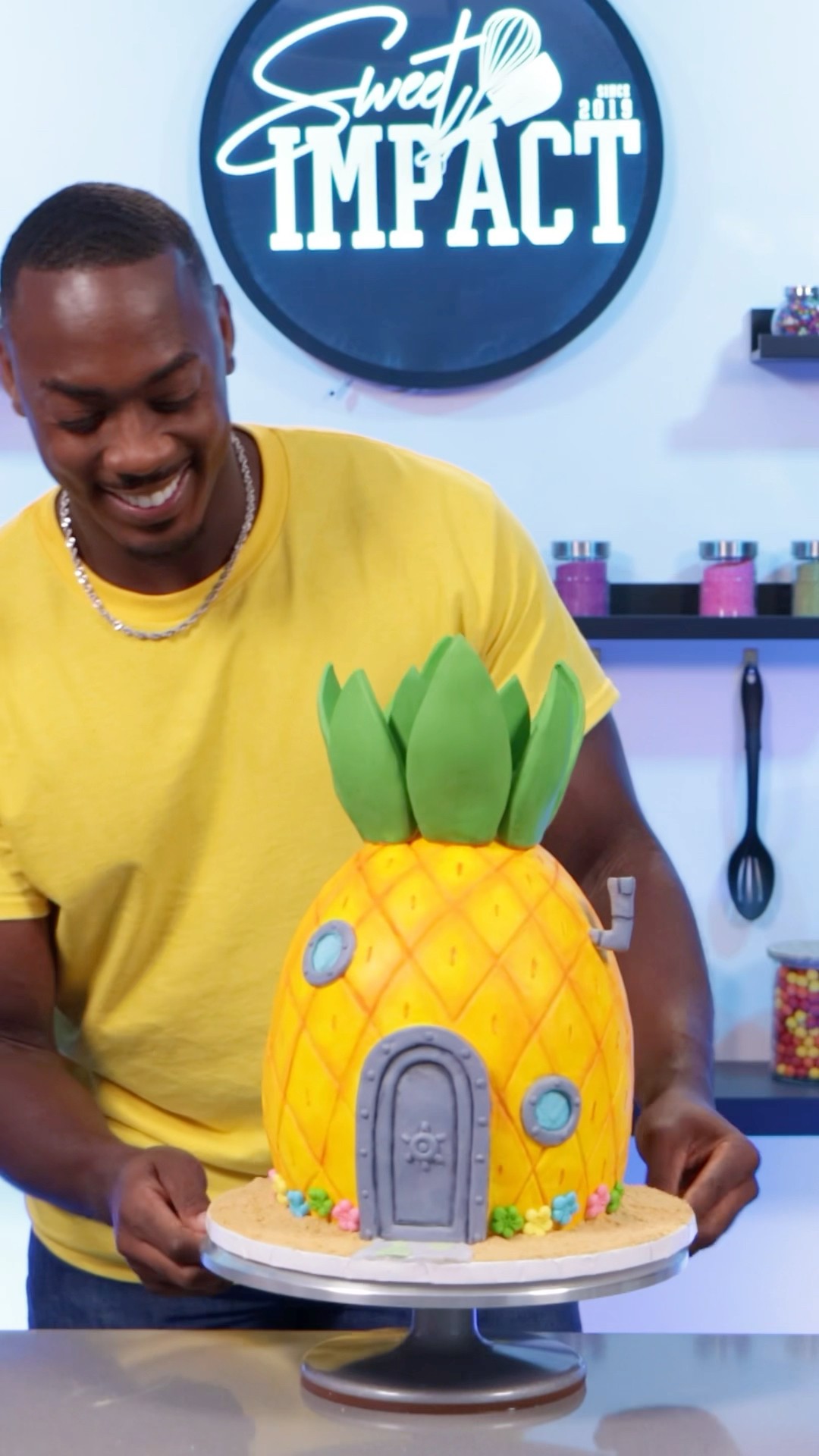 It's a SpongeBob themed cake! #shorts