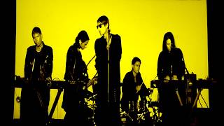 Miniatura de vídeo de "COLD CAVE - GLORY"