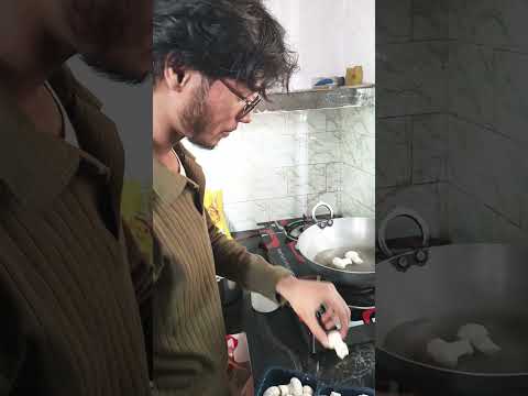 Assam ka asli tadka: Til + Mushroom = Mast Jodi π₯π₯#funny #foodvlog #hostelfun #cookingwithfun #memes