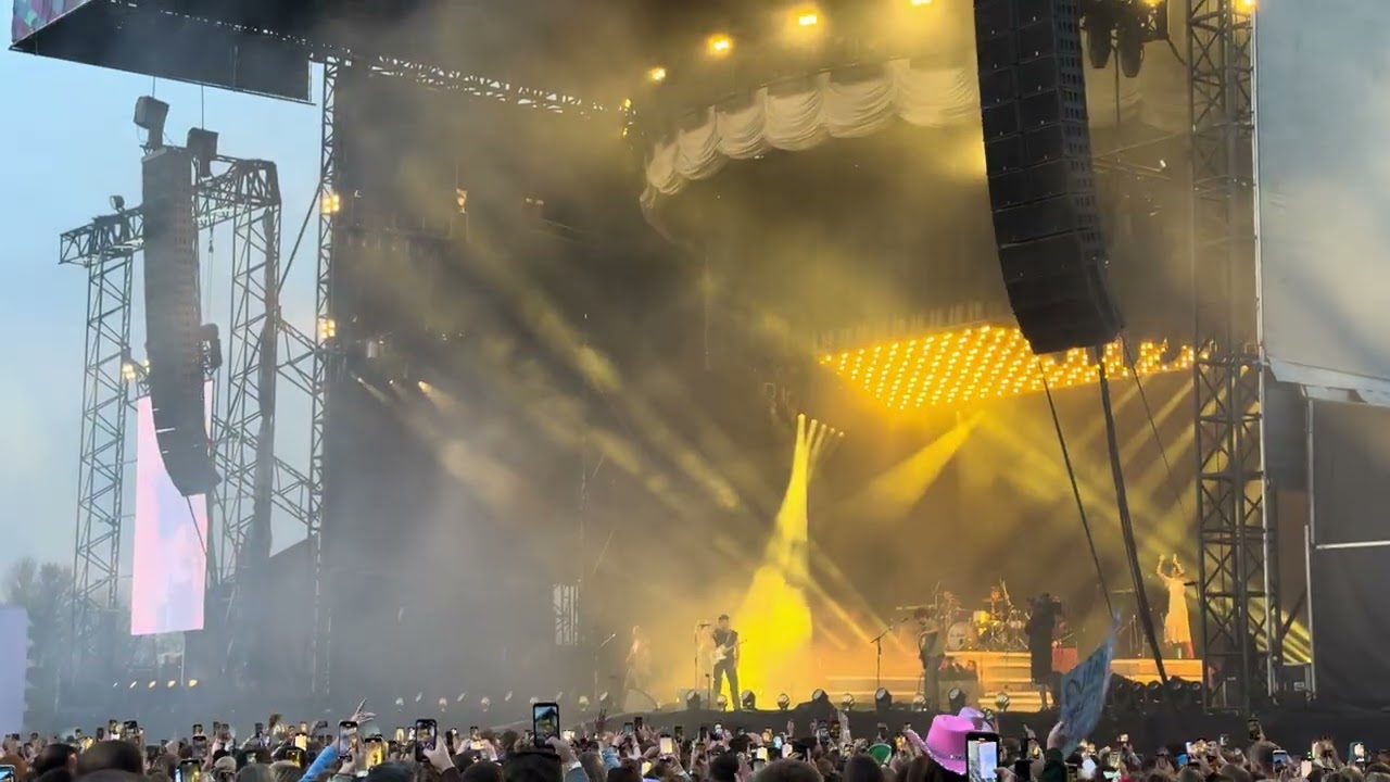 (4K) Niall Horan - Nice To Meet You + Intro - Live in Dublin (Outdoor) 2024