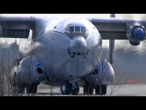 Видео: Серьёзный самолет - Ан-22. Долгий разворот и интересный набор высоты / Аэродром Кубинка