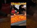 “한번에 150인분을 만드는 역대급 대형 철판 떡볶이집” 영주랜떡, 가래떡 떡볶이 맛집 korean street food #shorts