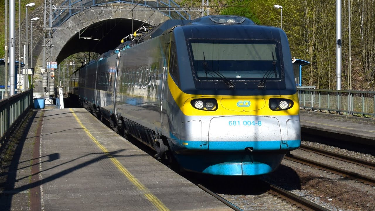 Vlaky Tatenice (mezi tunely) - 7.4. + 24.8.2024 / Trains in Tatenice, Czech Republic