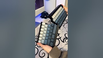This Keyboard Can Literally Break In Half! 🤯