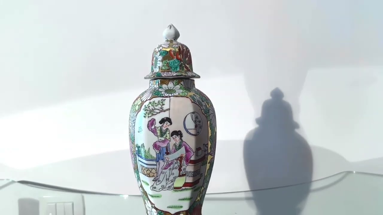 Porcelain potiche - Ginger jar - Qing dynasty 20th century