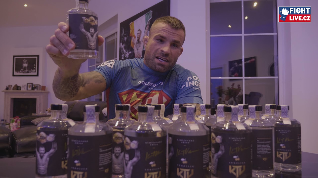 Soutěžte exkluzivně s FightLive o podepsané a nedostupné Vémolice!