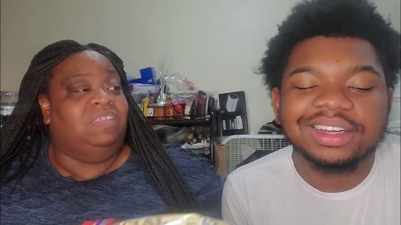 Bacon & Cheddar 🧀 Sasquatch Surprise & Sweet and Spicy Tim's chip