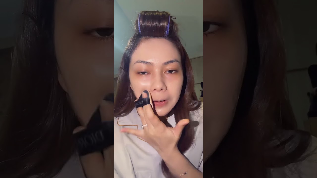 Rekomendasi MakeUp LADY RARA Yang Wajib Masuk Keranjang | 03 Maret 2026, 16:32 WIB