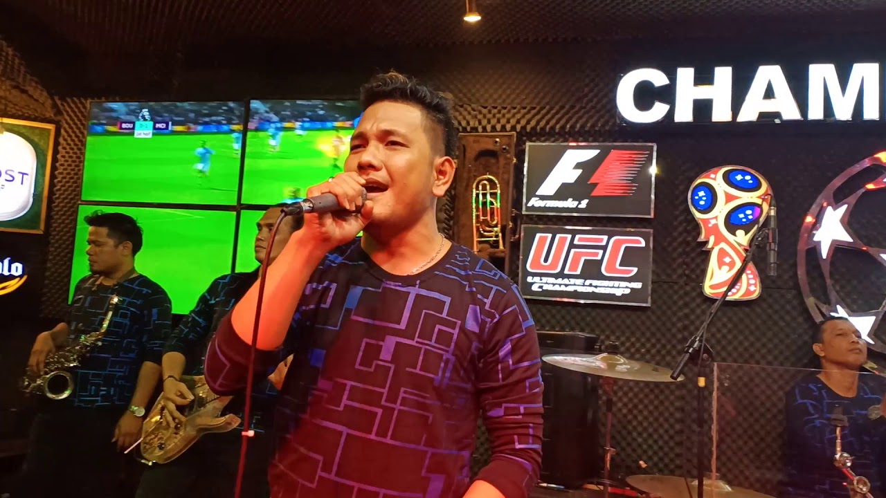 ESTERLINA - Tioma Trio Cover