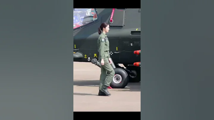 China Army Best Lady Pilot