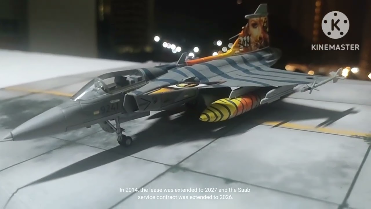 #128 Saab JAS 39C Gripen C (1/72 Herpa Wings) Czech Air Force 