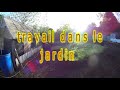 vidéo de une partie du déplacement de la terre du potager