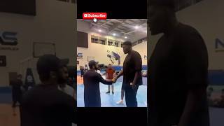 ИСЛАМ МАХАЧЕВ ПРИВЕЛ ГИГАНТА В ЗАЛ 😱💪 Он больше 2 метров!