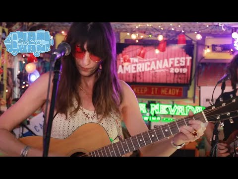 NICKI BLUHM - "Can't Fool The Fool" (Live from AMERICANAFEST in Nashville, TN 2019)