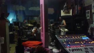 Welcome To The 100 degree pratice session..! Stacy Brown and the Big Bad Wolves..!