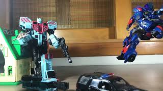 Drift and Crosshairs VS Onslaught Transformers T.L.K. stop motion (PT-BR)