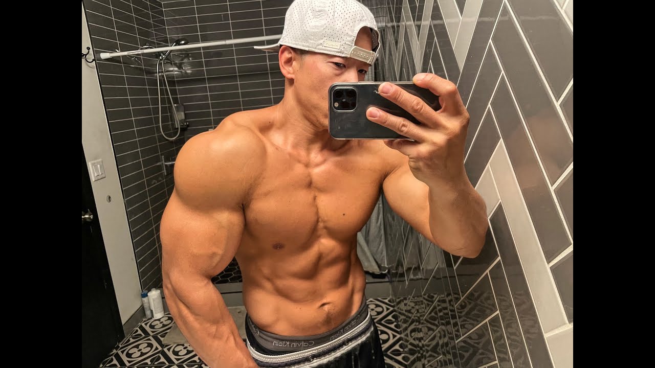 넓은 어깨 만들기 - YouTube