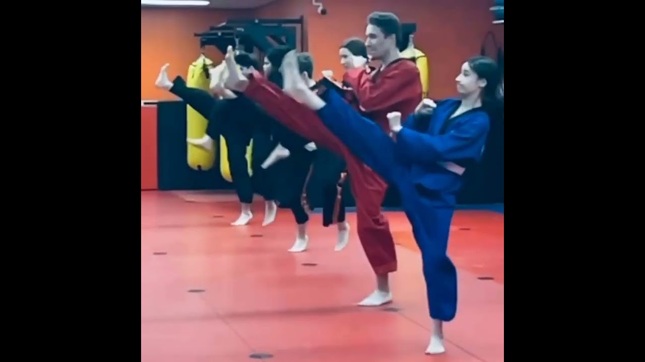 Leaside Teen Martial Arts Classes in Toronto.