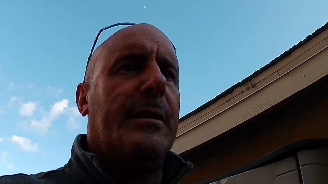 VID 4 2013 Jeep Wrangler, Rubicon engine oil change with Baxter oil filter adapter