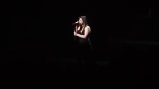 Video thumbnail of "Kelly Clarkson - Never Again (Acoustic)"