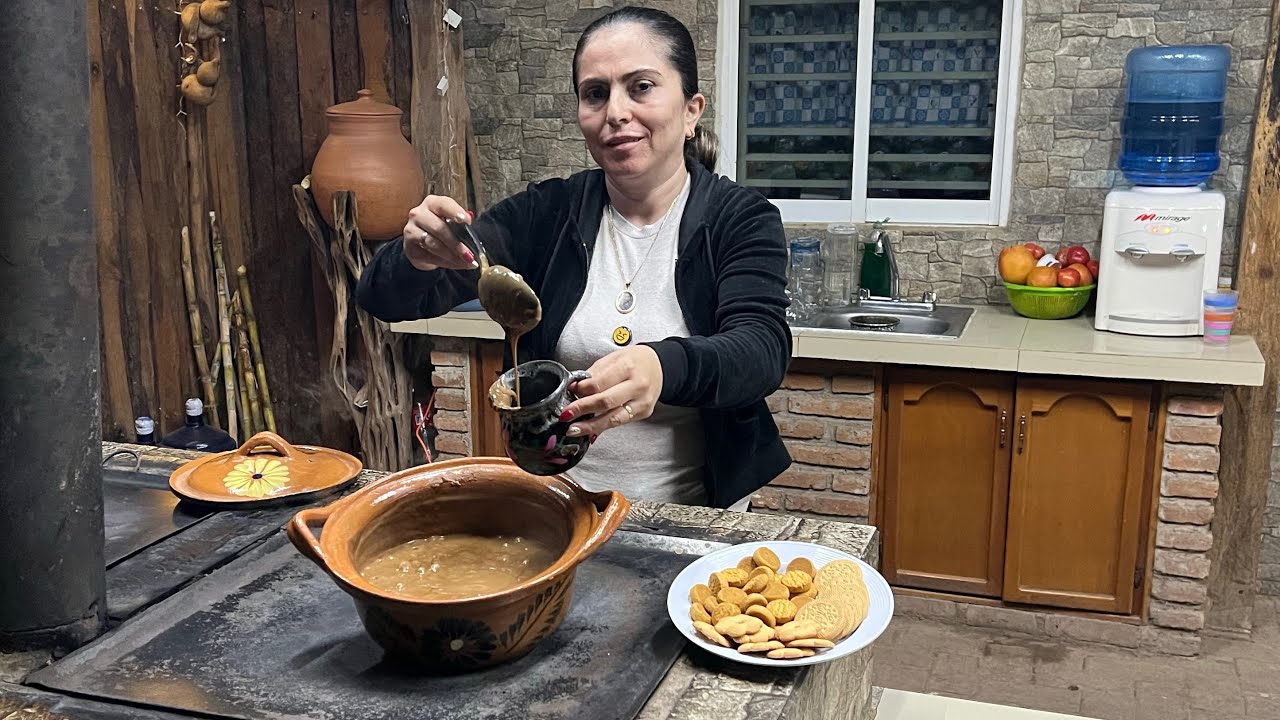 RECETA DE CHAMPURRADO TRADICIONAL DE ARINA CON LECHE 