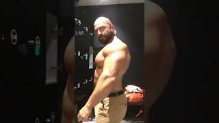 Hot Muscle Daddy Takes His Clothes Off