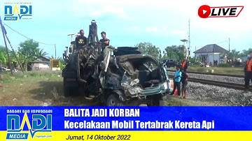 DUA ORANG TEWAS‼️Korban Kecelakaan Mobil Tertabrak Kereta Api di Nganjuk, Mobil Taruna HANCUR