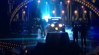 BECKY G FT BAD BUNNY - “MAYORES” | Latin American Music Awards 2017 LIVE