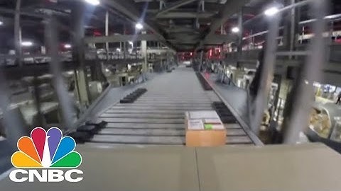Inside the UPS Shipping Facility: 1.6 million Packages Daily | CNBC