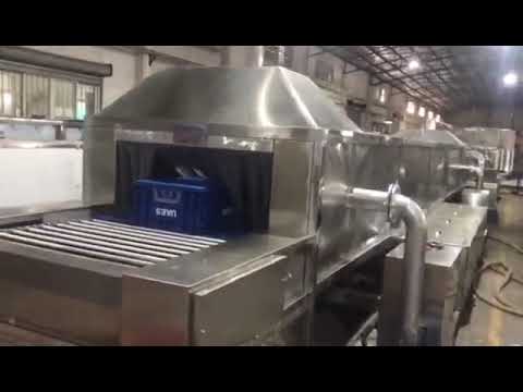 automatic washing machine with dryer for pallet/container...
