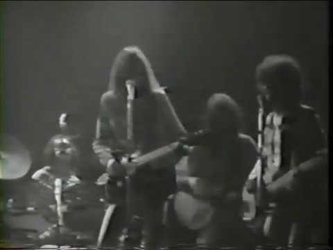 Neil Young & Crazy Horse - Down By The River