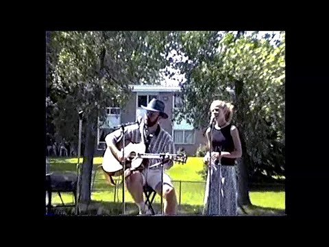 Archives (1998-99): Avril Lavigne's Performances of Touch the Sky