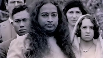 Gurudev paramhansa yogananda rare video