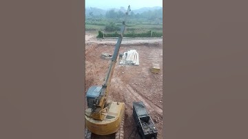 Xe cẩu đóng cột bê tông - P1