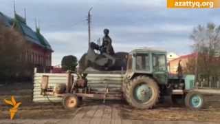 В Казахстане демонтируют памятник юному чапаевцу