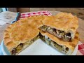 PIZZA RIPIENA SCAROLA E BACCALA'  ricetta pizza di scarola e baccalà