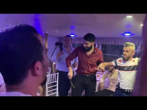 الفنان محمد الشيخ طز بعشرتهم معروف اني حموي نورا