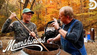 Racing the Clock to Deliver Whiskey to Willie Nelson's Granddaughter | Moonshiners | Discovery