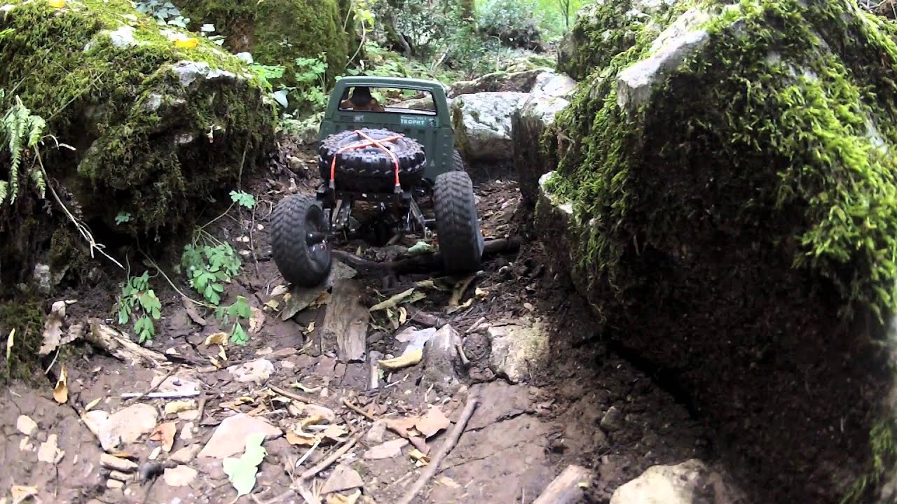 Trailfinder 2 Rc4wd with pitbull growler tires 1,55,