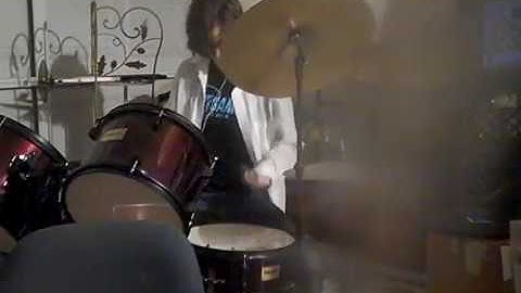 Kyle Justin - AVGN Theme Song (Normal Short Version)