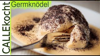 Germknödel lecker selber machen und füllen. Mit Vanillesoße. Rezept