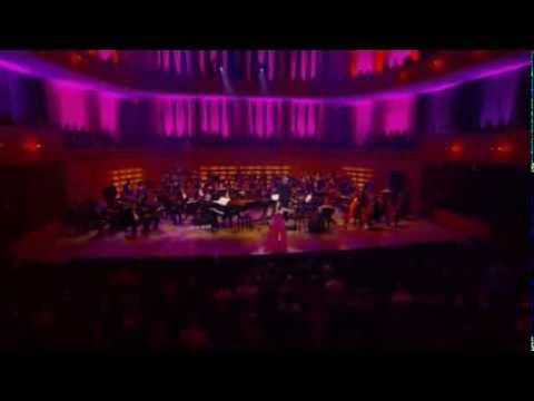 Idina Menzel. Barefoot At The Symphony