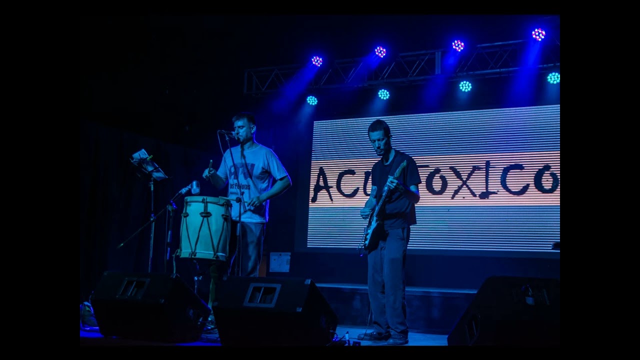 Acustoxico, Como estaba ahi dios