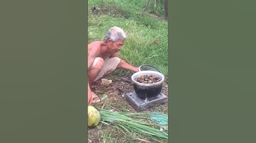 Ốc bươu hấp nước dừa