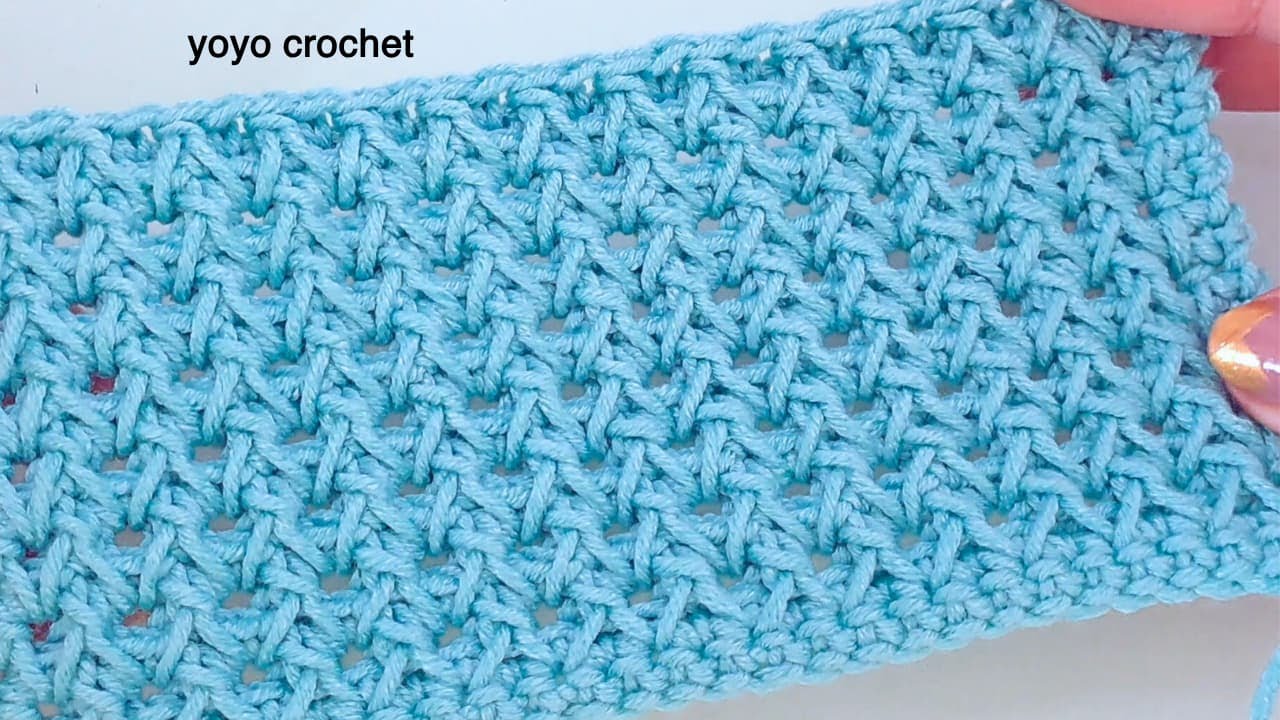 Замечательный, простой и красивый узор для вязания крючком.